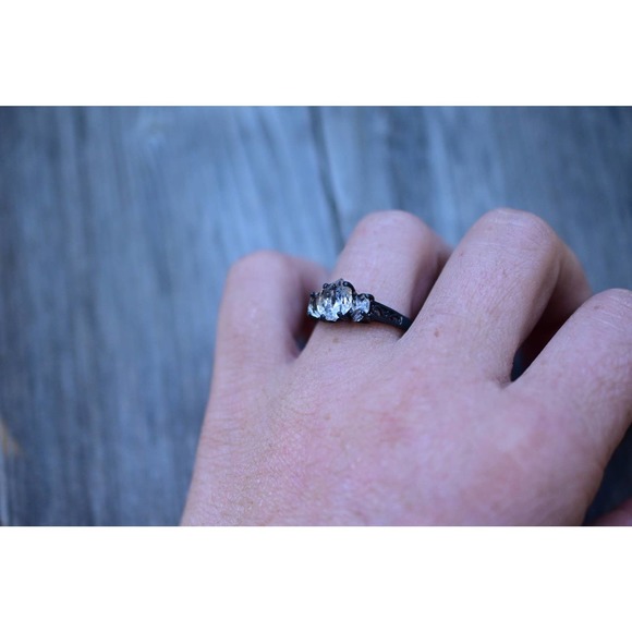 Raw Crystal Ring, Raw Stone Ring, Rings for Women, Stacking Ring, Raw Ge… - Picture 5 of 9